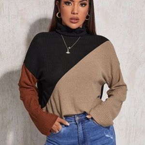 Funnel Neck Color Block Tee